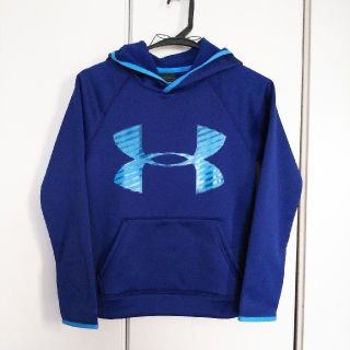 アンダーアーマー(UNDER ARMOUR)の新品SALE！アンダーアーマー裏起毛パーカーYMD140(Tシャツ/カットソー)