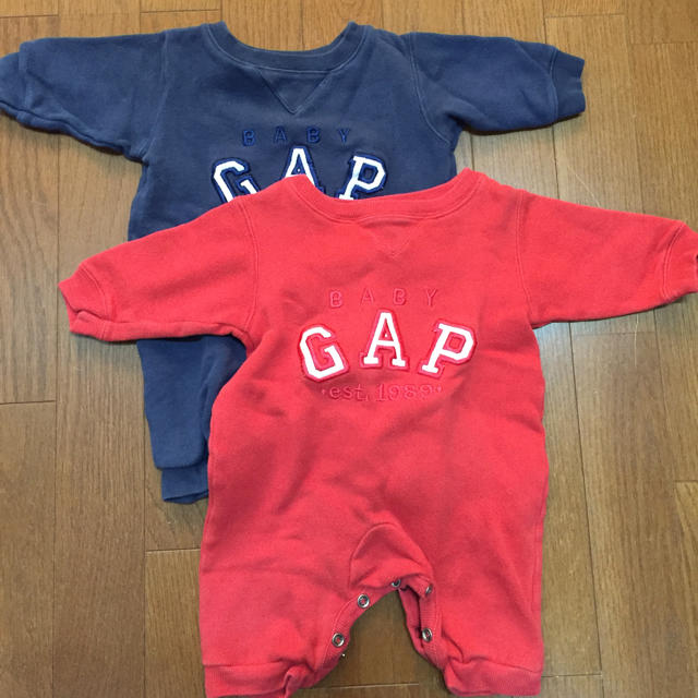 babyGAP(ベビーギャップ)のBABY GAP キッズ/ベビー/マタニティのベビー服(~85cm)(ロンパース)の商品写真