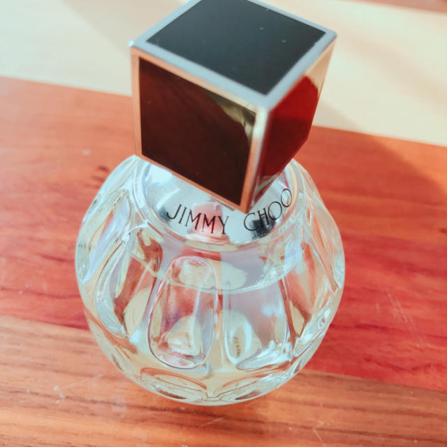 JIMMY CHOO(ジミーチュウ)のJIMMY CHOO オードトワレ60ml コスメ/美容の香水(香水(女性用))の商品写真