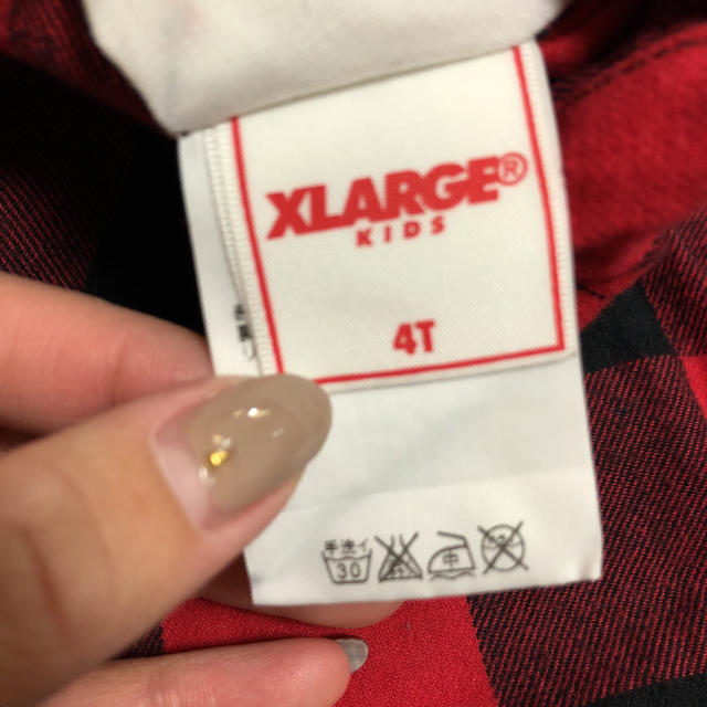 XLARGE(エクストララージ)のX- LARGE ★ミリタリーリバーシブルアウター★4T100CM キッズ/ベビー/マタニティのキッズ服男の子用(90cm~)(ジャケット/上着)の商品写真