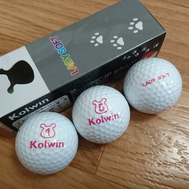 【みーこ様専用】kolwin.callaway ゴルフボール スポーツ/アウトドアのゴルフ(その他)の商品写真