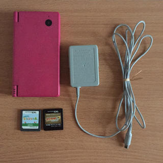 ニンテンドーDS(ニンテンドーDS)のソフト2種セット ニンテンドーDSi ピンク(携帯用ゲーム機本体)