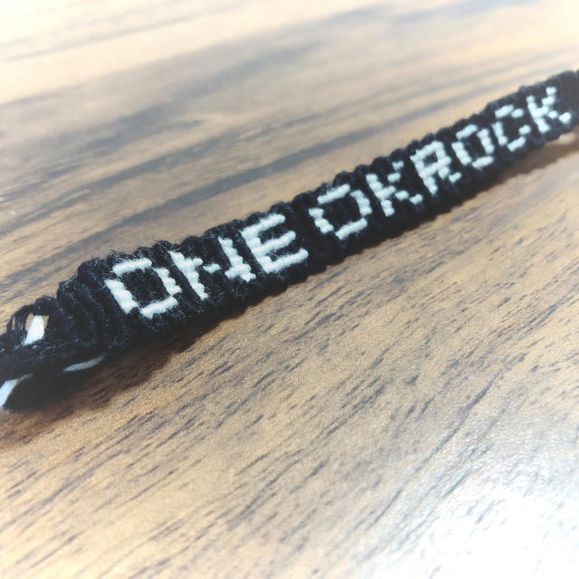 ONE OK ROCK(ワンオクロック)のONE OK ROCKミサンガ ハンドメイドのアクセサリー(ブレスレット/バングル)の商品写真