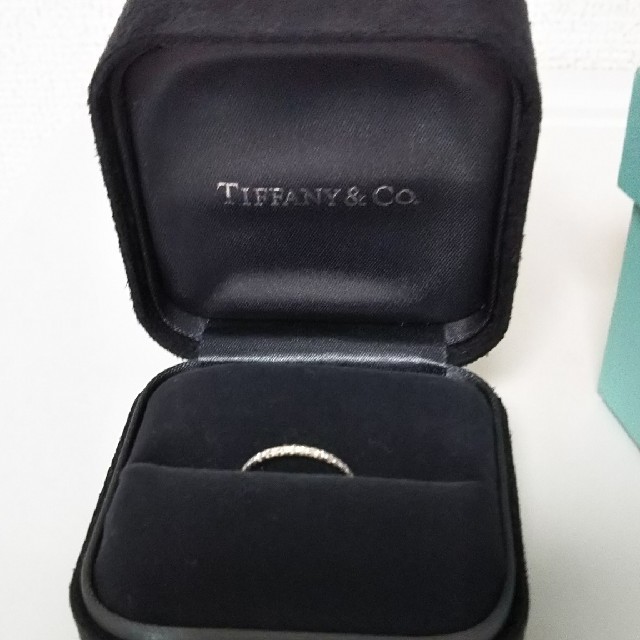 Tiffany & Co.(ティファニー)の美品★ティファニー★メトロリング★18金 ホワイトゴールド★エタニティ★7号 レディースのアクセサリー(リング(指輪))の商品写真