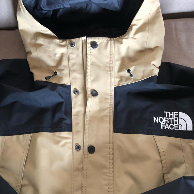 THE NORTH FACE(ザノースフェイス)のマウンテンライトジャケット 新品 M メンズのジャケット/アウター(マウンテンパーカー)の商品写真