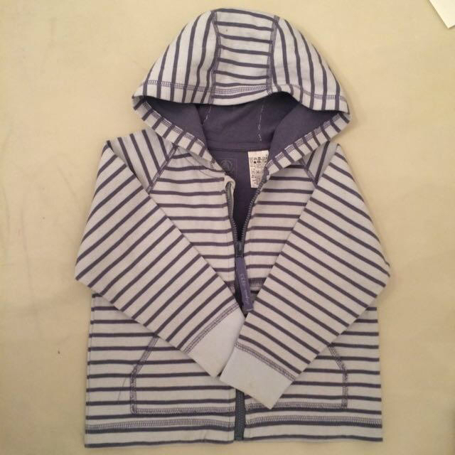 PETIT BATEAU(プチバトー)のプチバトー ❤️パーカー24m キッズ/ベビー/マタニティのキッズ服男の子用(90cm~)(その他)の商品写真