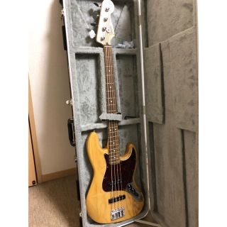 フェンダー(Fender)のfender bass フェンダー ベース ハードケース付き(エレキベース)