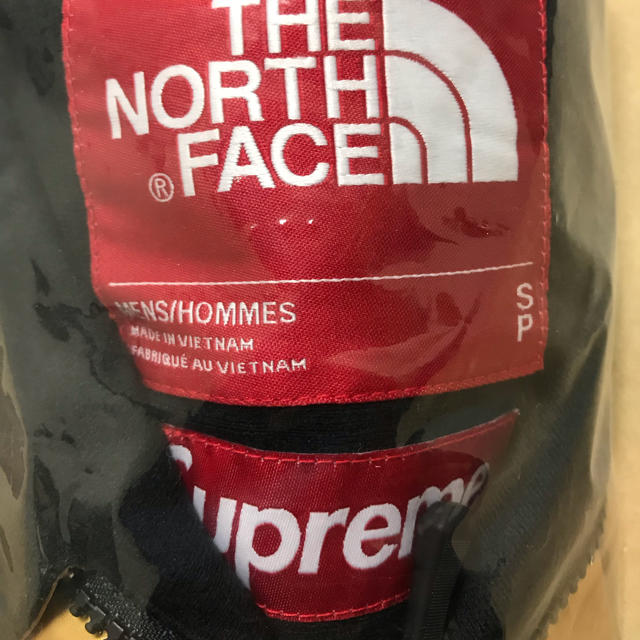 Supreme(シュプリーム)の【S】Supreme®/The North Face®  マウンテンパーカー メンズのジャケット/アウター(マウンテンパーカー)の商品写真