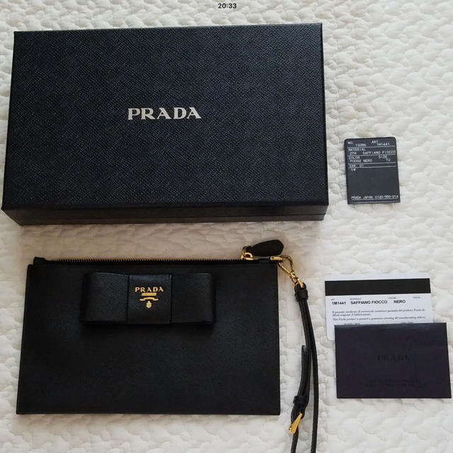 レディース♡PRADA プラダ リボンクラッチバッグ♡