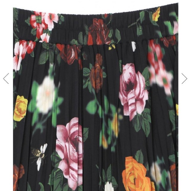 Ameri VINTAGE(アメリヴィンテージ)のAMERI COCO FLOWER SKIRT レディースのスカート(ロングスカート)の商品写真