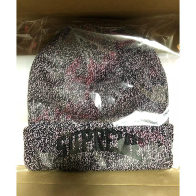 Supreme(シュプリーム)のSupreme New Era Arc Logo Beanie Pink メンズの帽子(ニット帽/ビーニー)の商品写真