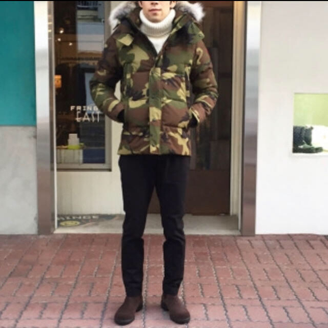 CANADA GOOSE(カナダグース)の専用出品 カナダグース  ウィンダム 迷彩 XS 貴重 国内正規品 超美品   メンズのジャケット/アウター(ダウンジャケット)の商品写真