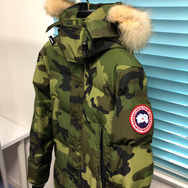 CANADA GOOSE(カナダグース)の専用出品 カナダグース  ウィンダム 迷彩 XS 貴重 国内正規品 超美品   メンズのジャケット/アウター(ダウンジャケット)の商品写真