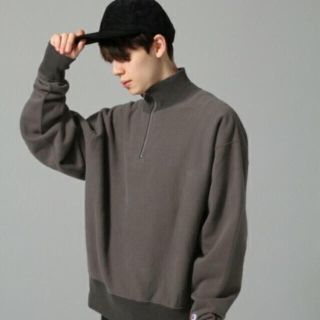 ハレ(HARE)のHARE × champion ハーフジップ スウェット トレーナー(スウェット)