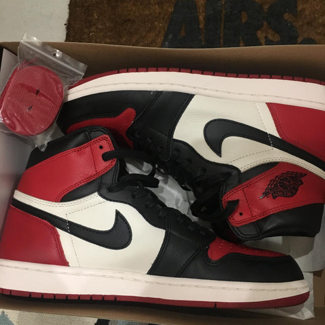 jordan 1 bred toe