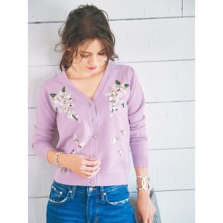 チェスティ(Chesty)のChesty Flower Motif Cardigan ラベンダー(カーディガン)