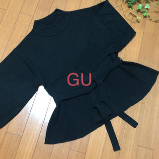 ジーユー(GU)のGU  パフスリーブ ペプラムニット(ニット/セーター)