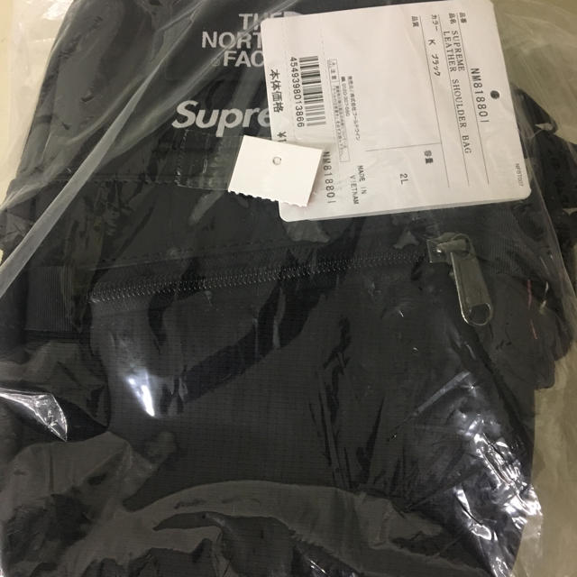 Supreme(シュプリーム)のSupreme The North Face Shoulder Bag  メンズのバッグ(ショルダーバッグ)の商品写真