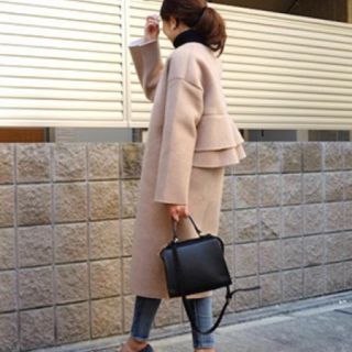 ザラ(ZARA)のMyu★起毛バックフリルコート(ロングコート)