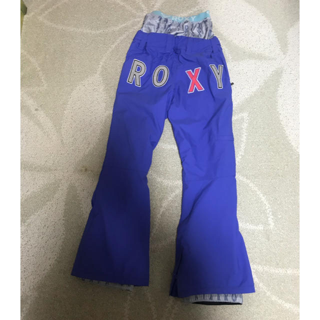 Roxy(ロキシー)の最終値下げ■ROXY ロキシー■スノーボードウェア スノボ ウェア上下 スポーツ/アウトドアのスノーボード(ウエア/装備)の商品写真