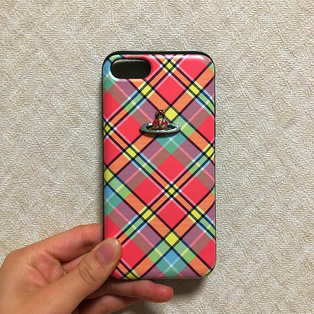 Vivienne Westwood(ヴィヴィアンウエストウッド)のVivienne Westwoodスマホケース（ハンドメイド 中古） スマホ/家電/カメラのスマホアクセサリー(iPhoneケース)の商品写真