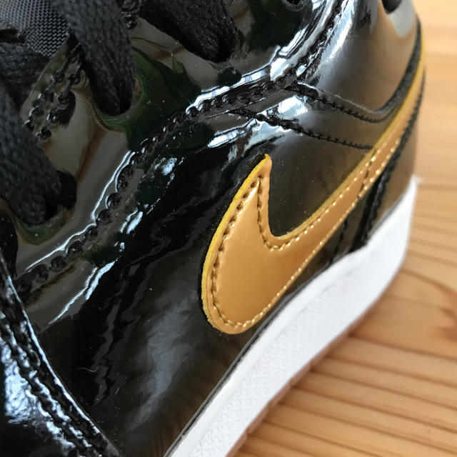 NIKE(ナイキ)のNIKE AIR JORDAN 1 LOW GG 24cm レディースの靴/シューズ(スニーカー)の商品写真