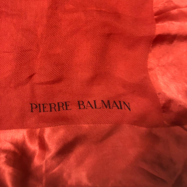 Pierre Balmain(ピエールバルマン)のピエールバルマンシルクスカーフ レディースのファッション小物(バンダナ/スカーフ)の商品写真