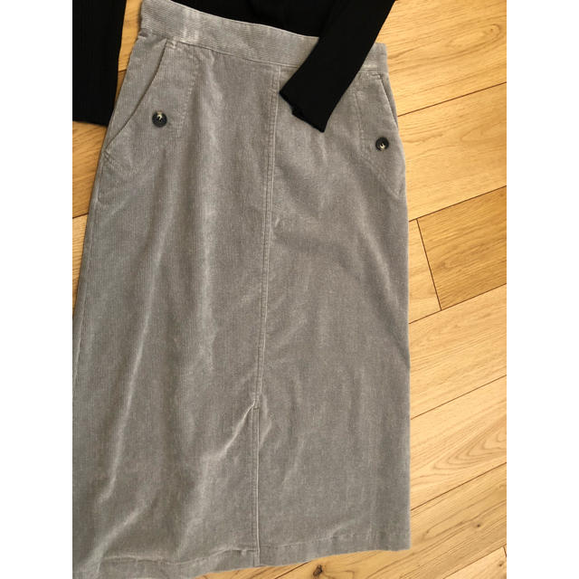 SLOBE IENA(スローブイエナ)のIENA SLOBE skirt gry レディースのスカート(ひざ丈スカート)の商品写真