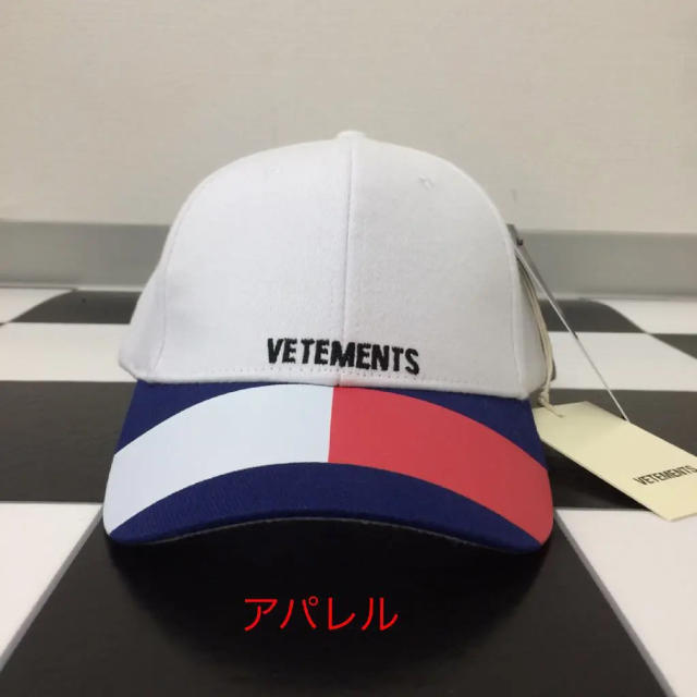 Balenciaga(バレンシアガ)の新品正規品 VETEMENTS ヴェトモン トミーヒルフィガー コットンキャップ メンズの帽子(キャップ)の商品写真