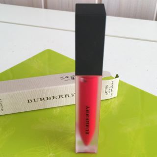 バーバリー(BURBERRY)のバーバリー・リキッドリップベルベット ＃37 お値下げ(口紅)