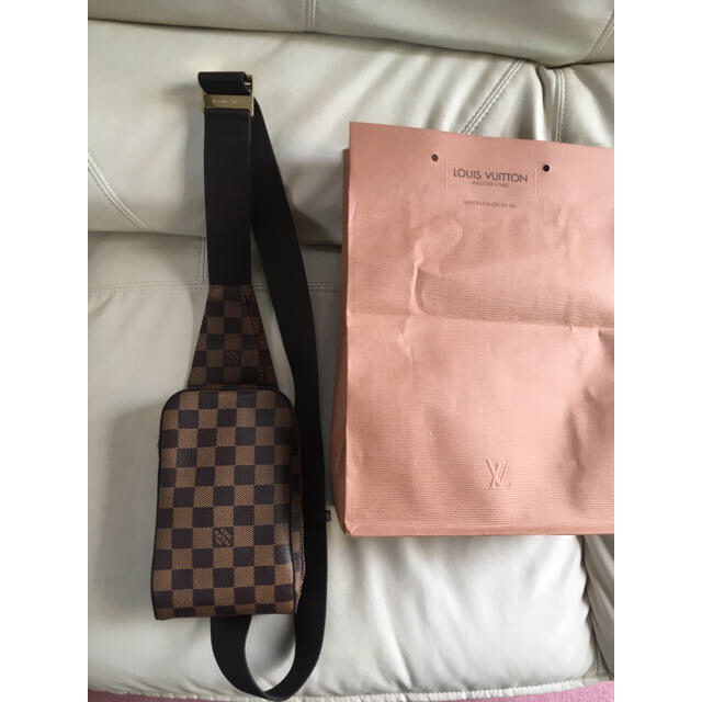 LOUIS VUITTON(ルイヴィトン)の確実正規品 ルイヴィトン ジェロニモス ショルダーバッグ美品 レディースのバッグ(ショルダーバッグ)の商品写真