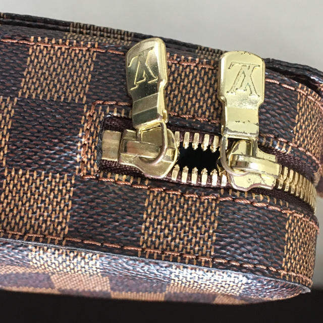 LOUIS VUITTON(ルイヴィトン)の確実正規品 ルイヴィトン ジェロニモス ショルダーバッグ美品 レディースのバッグ(ショルダーバッグ)の商品写真