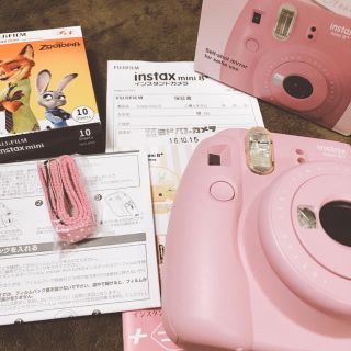 フジフイルム(富士フイルム)のinstax mini8(フィルムカメラ)