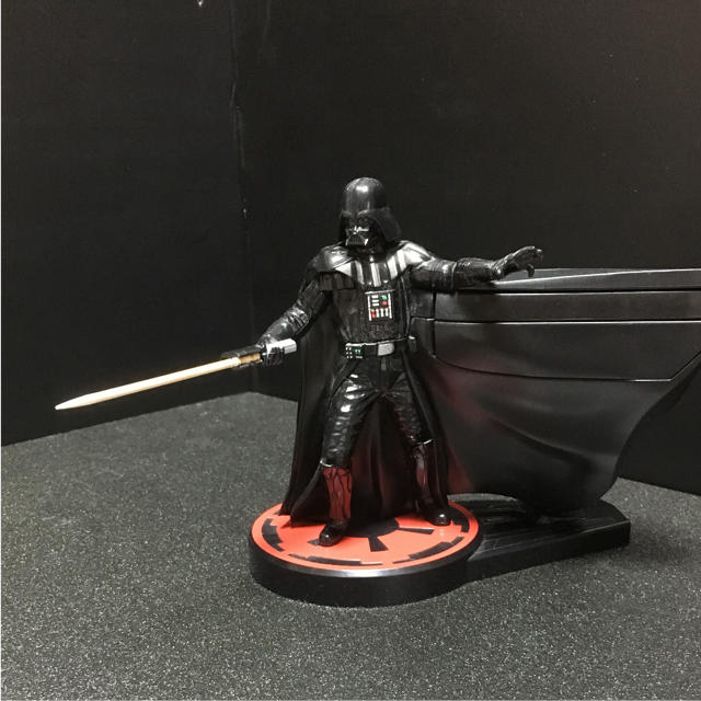 スター・ウォーズ DARTH VADER TOOTHSABER エンタメ/ホビーのフィギュア(SF/ファンタジー/ホラー)の商品写真