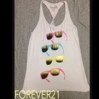 フォーエバートゥエンティーワン(FOREVER 21)のF21 ネオンサングラス プリントタンク(タンクトップ)