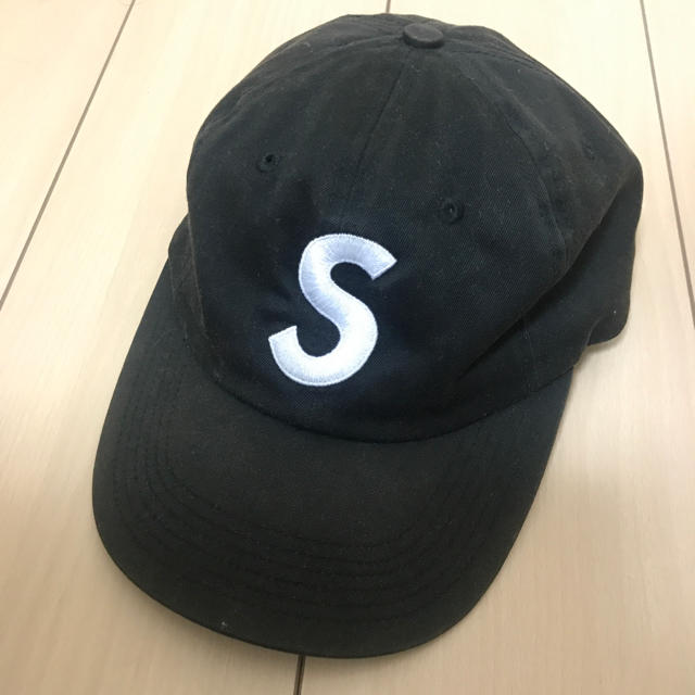 Supreme(シュプリーム)のsupreme Sロゴキャップ メンズの帽子(キャップ)の商品写真