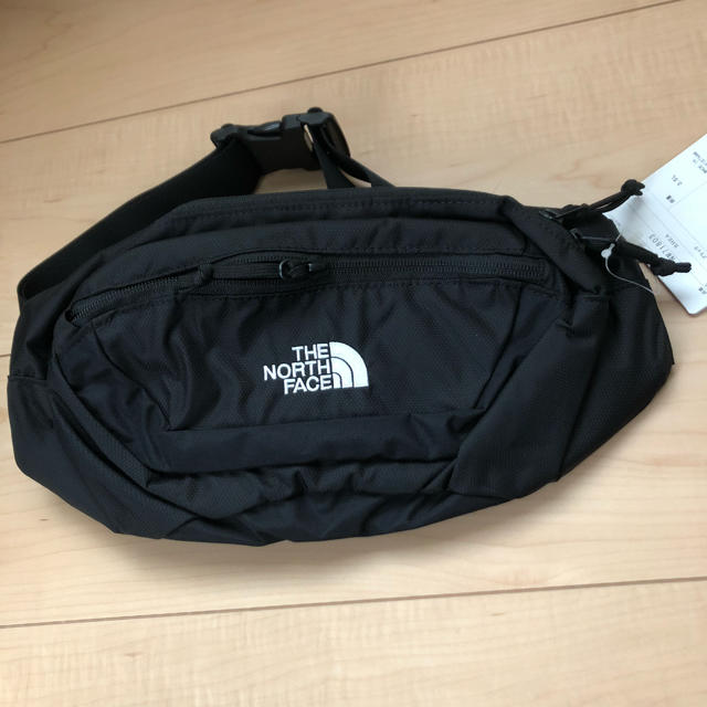 新品 RHEA ウエストポーチ