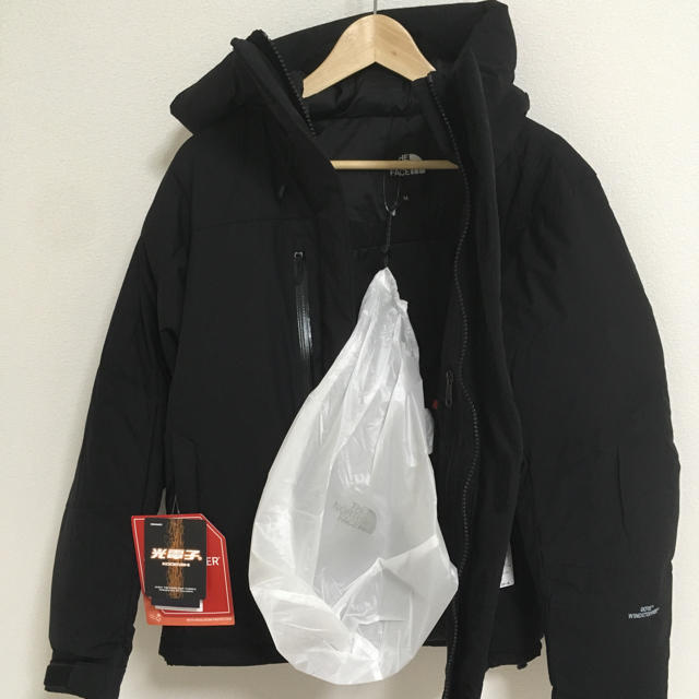 THE NORTH FACE(ザノースフェイス)のバルトロ 2018 新品 サイズM 送料込 メンズのジャケット/アウター(ダウンジャケット)の商品写真