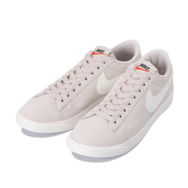 NIKE W BLAZER LOW SD LOW SD 24cm