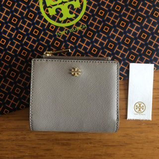 トリーバーチ(Tory Burch)の【sale】 tory burch 新品 コンパクト 財布 グレー(財布)