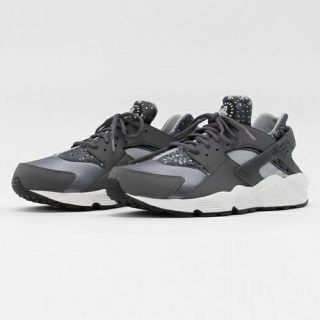 ナイキ(NIKE)のナイキ AIR HUARACHE(スニーカー)