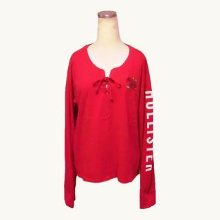 ホリスター(Hollister)の★新品★ホリスター★レースアップ長袖Tシャツ (Red/M)(Tシャツ(長袖/七分))