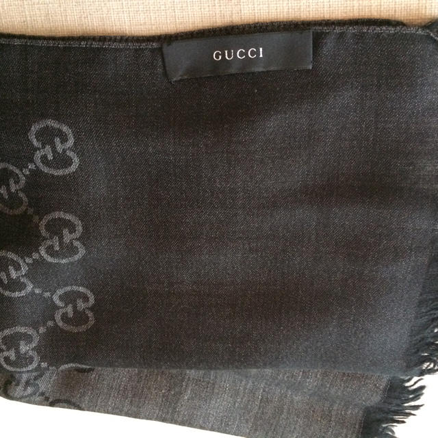 Gucci(グッチ)のグッチ 大判ストール  男女 美品  9600円 メンズのファッション小物(ストール)の商品写真