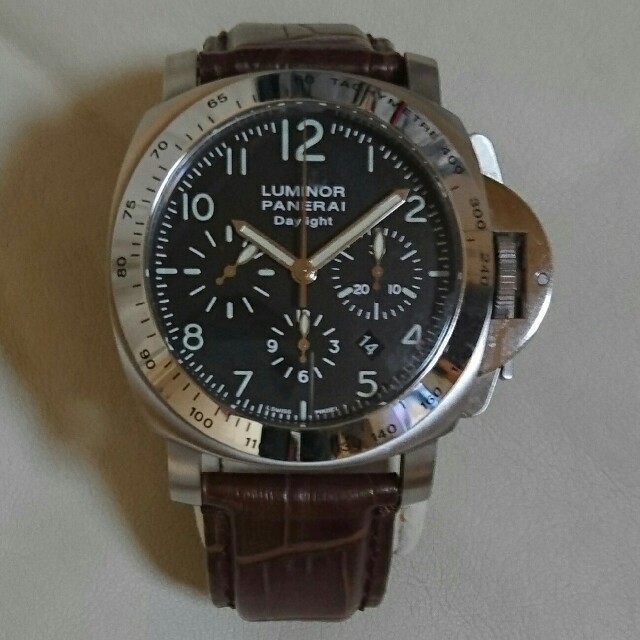 PANERAI(パネライ)のPANERAI Daylight 自動巻きクロノグラフ／カレンダー送りボタン付 メンズの時計(腕時計(アナログ))の商品写真