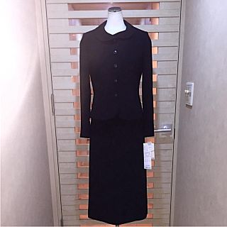 ハナエモリ（HAMAE MORI）新品12万 黒スーツ ７号お受験 冠婚葬祭に！