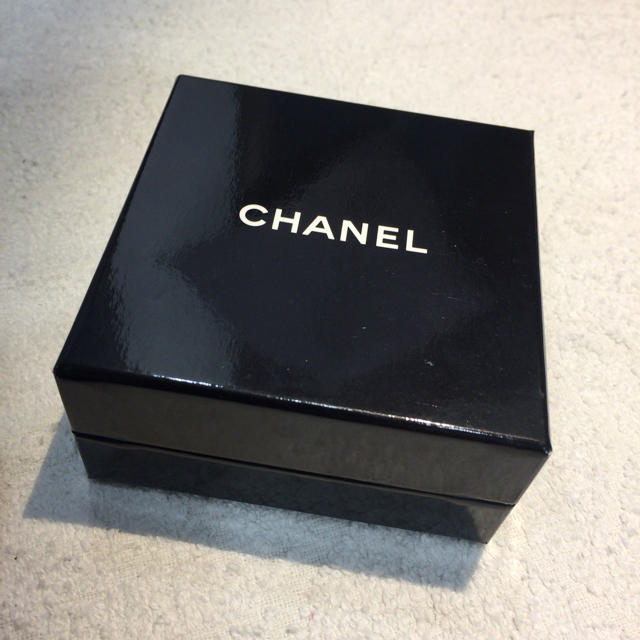 CHANEL(シャネル)のCHANEL broach （ブローチ） レディースのアクセサリー(ブローチ/コサージュ)の商品写真