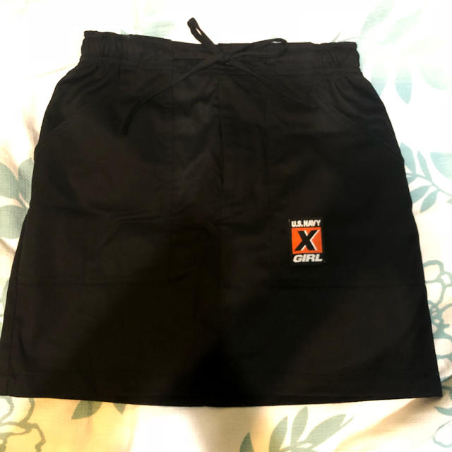 X-girl(エックスガール)のx-girl ミニスカート ブラック レディースのスカート(ミニスカート)の商品写真