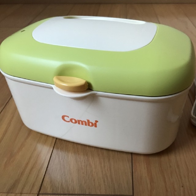 combi(コンビ)のたぬき♪さま専用です　コンビ　クイックウォーマー キッズ/ベビー/マタニティのおむつ/トイレ用品(ベビーおしりふき)の商品写真