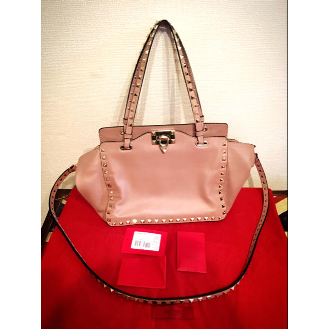 VALENTINO】ヴァレンティノ スタッズバッグ 美品 最新作売れ筋が満載