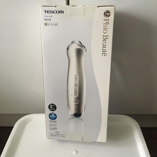 TESCOM(テスコム)の新品未使用 アイケア テスコム エステ スマホ/家電/カメラの美容/健康(フェイスケア/美顔器)の商品写真